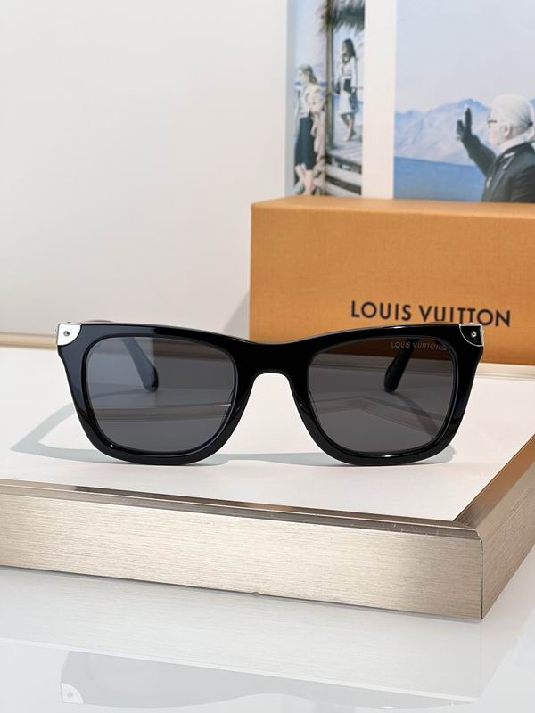 LV Glasses sms132